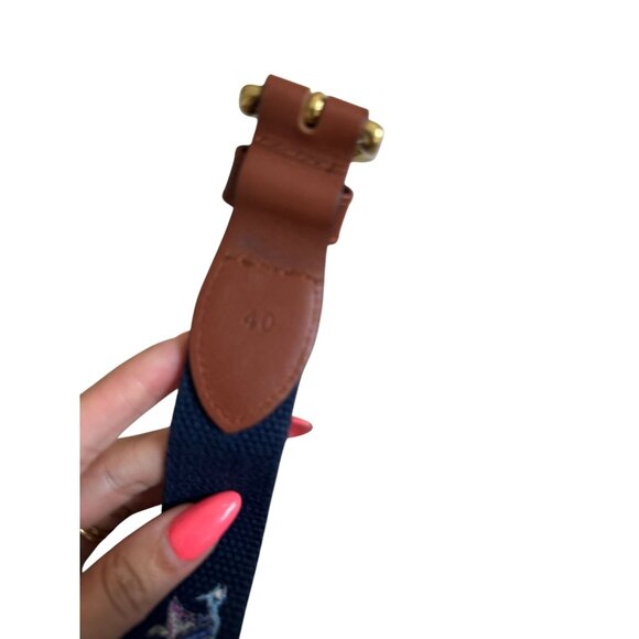 GUY HARVEY Men's Tuna Embroidered Leather Trim Fish Belt Size 40 - Picture 3 of 7